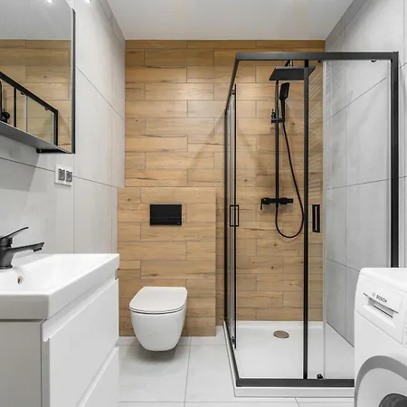 Kawalerka Z Klimatem * Στσέτσιν